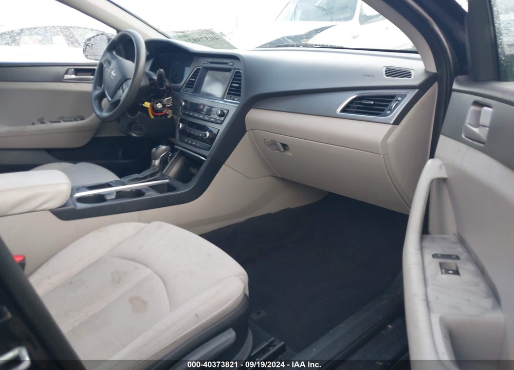 2016 HYUNDAI SONATA SE VIN: 5NPE24AF5GH354622