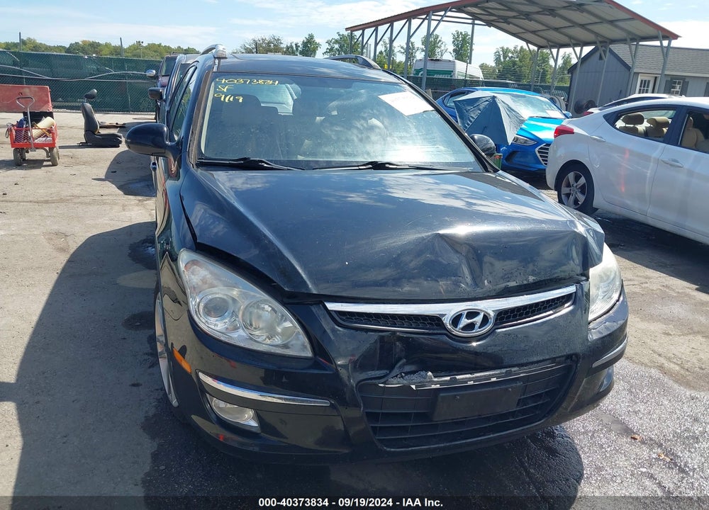2011 HYUNDAI ELANTRA TOURING SE VIN: KMHDC8AE7BU126168