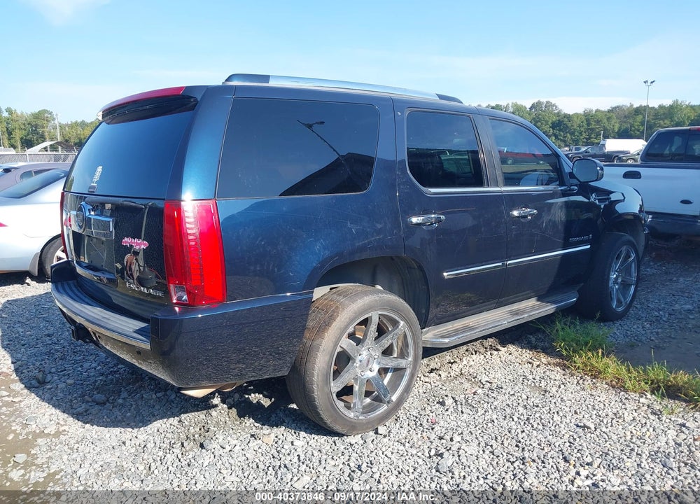2008 CADILLAC ESCALADE STANDARD VIN: 1GYFK63808R182597