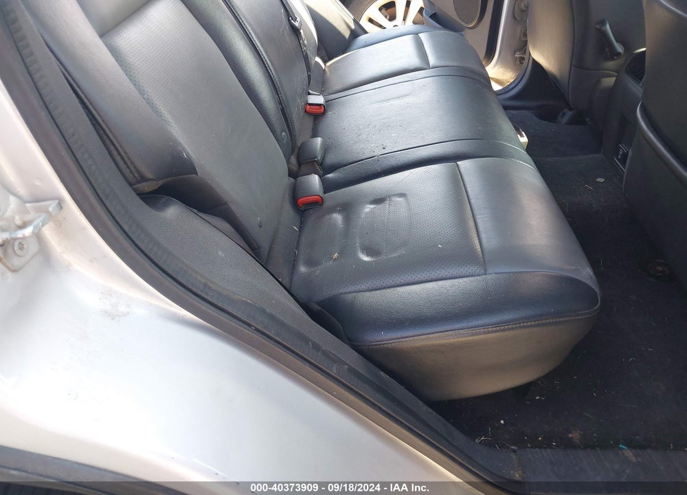 2010 JEEP GRAND CHEROKEE LAREDO VIN: 1J4RS4GT8AC106795
