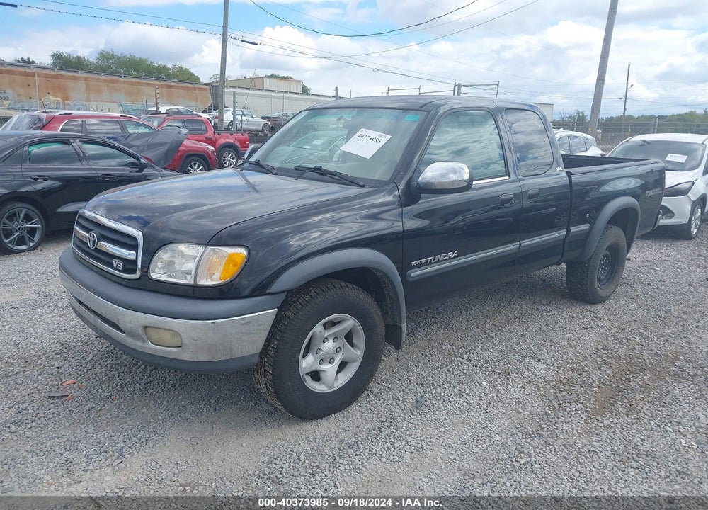 2000 TOYOTA TUNDRA SR5 V8 VIN: 5TBBT4419YS055560