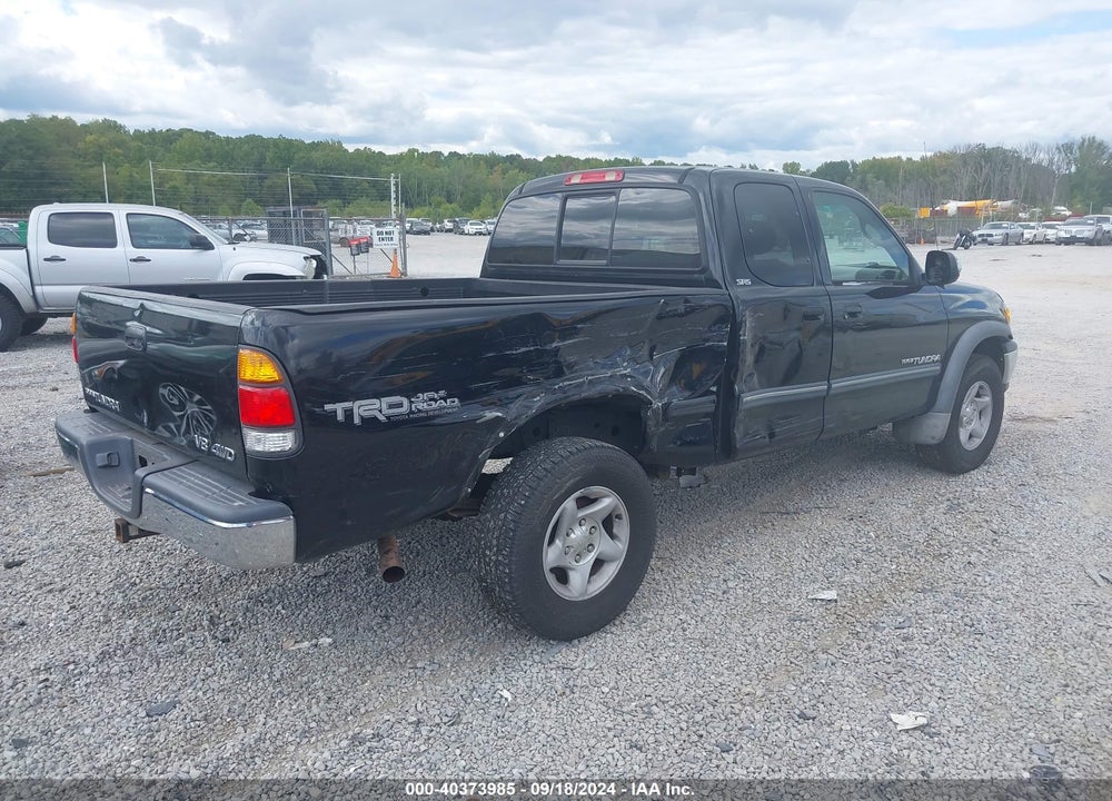 2000 TOYOTA TUNDRA SR5 V8 VIN: 5TBBT4419YS055560