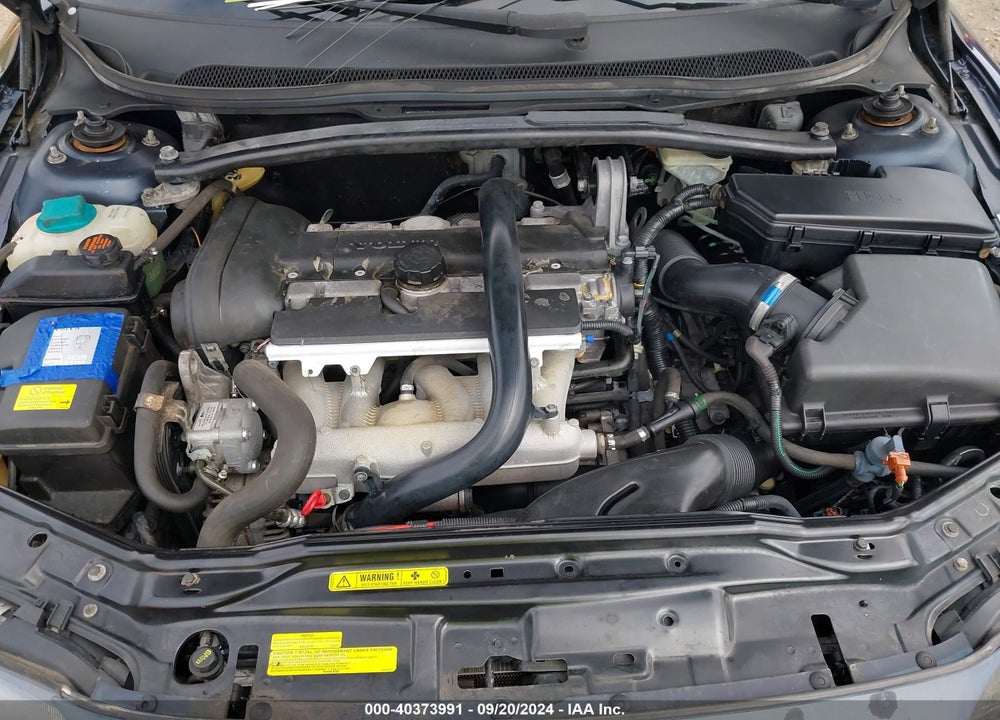 2004 VOLVO XC70 2.5T VIN: YV1SZ59H941151465