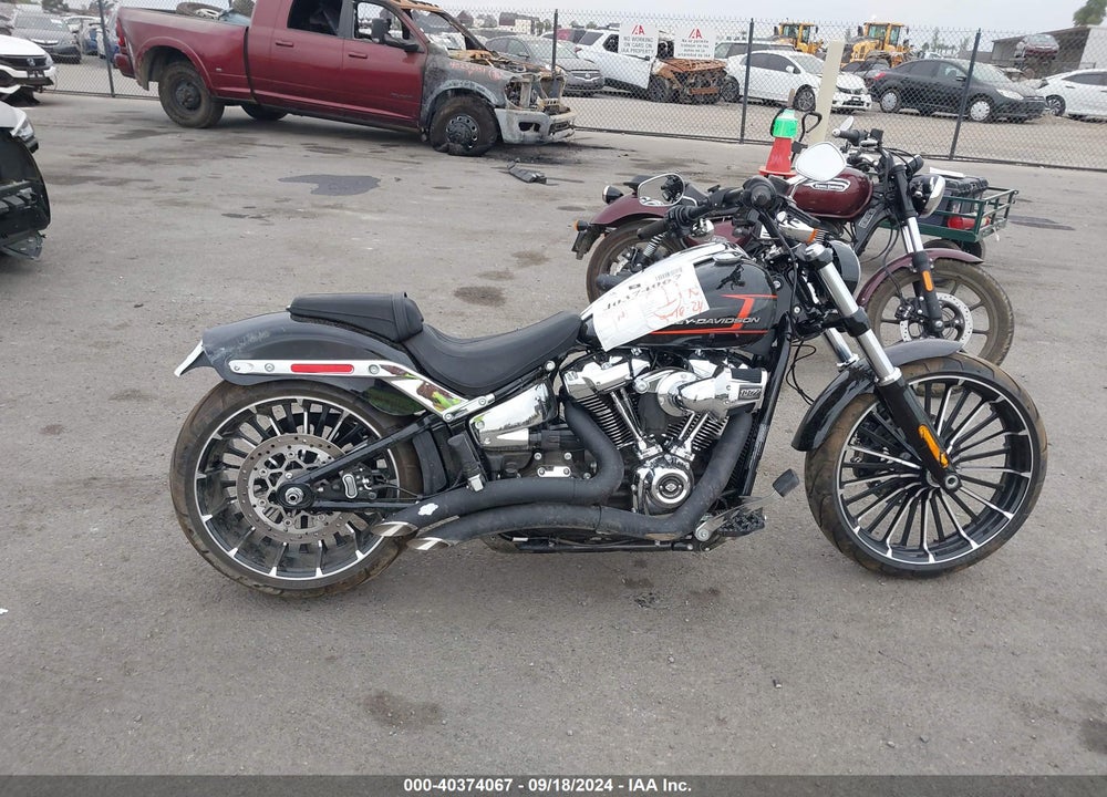 2024 HARLEY-DAVIDSON FXBR VIN: 1HD1YEZ21RB037816