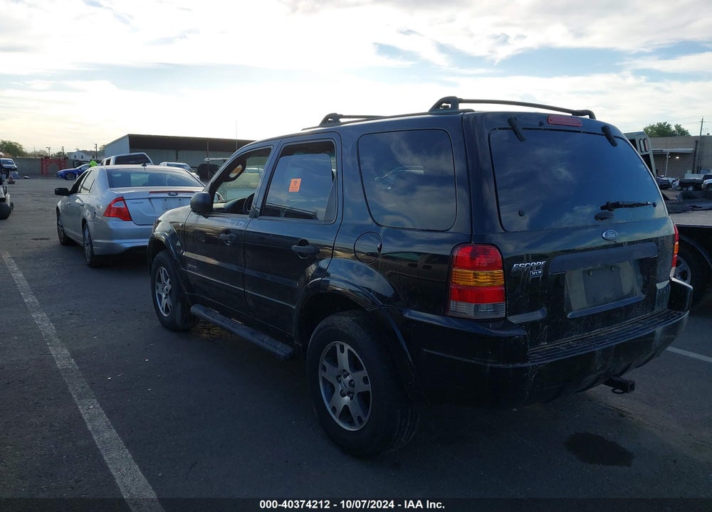 2002 FORD ESCAPE XLT VIN: 1FMCU04162KD01945