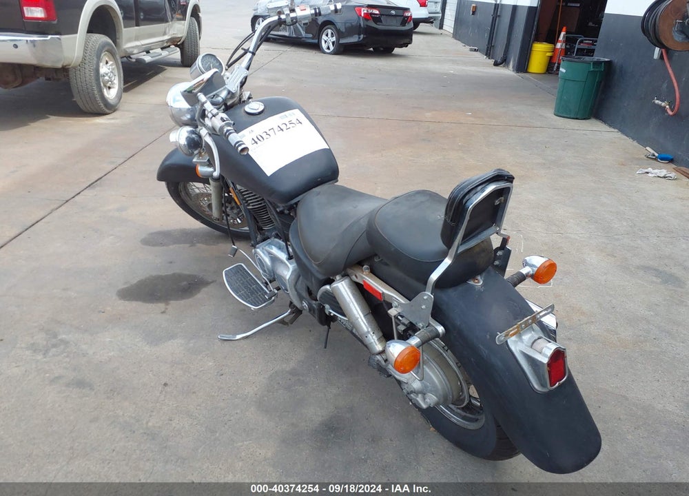 1995 HONDA VT1100 C2 VIN: 1HFSC3207SA001129