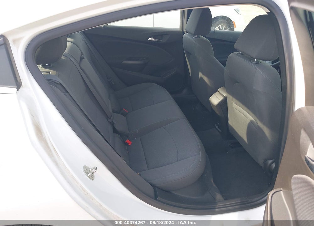 2018 CHEVROLET CRUZE LT AUTO VIN: 1G1BE5SM6J7238587