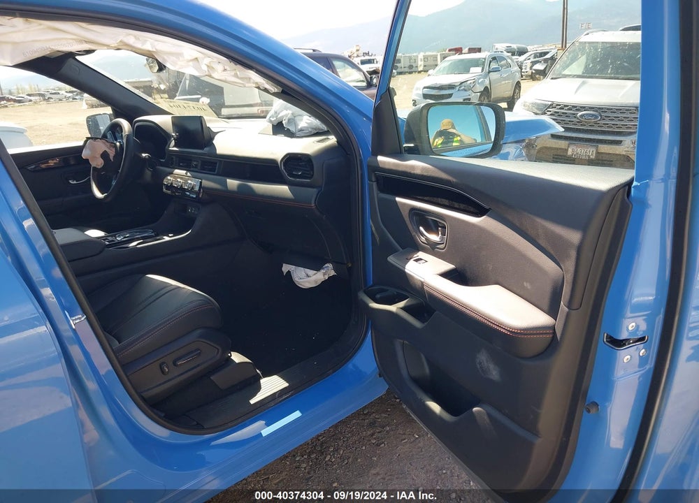 2025 HONDA PILOT TRAILSPORT VIN: 5FNYG1H65SB014901