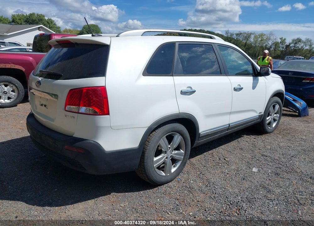 2013 KIA SORENTO EX V6 VIN: 5XYKUDA29DG385501