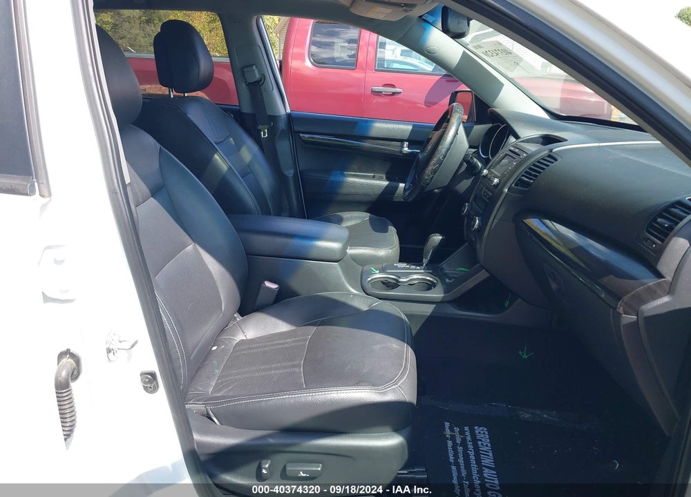 2013 KIA SORENTO EX V6 VIN: 5XYKUDA29DG385501