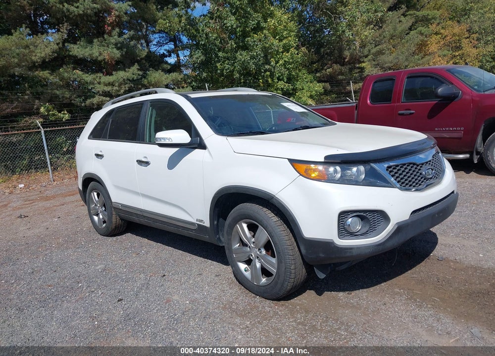 2013 KIA SORENTO EX V6 VIN: 5XYKUDA29DG385501