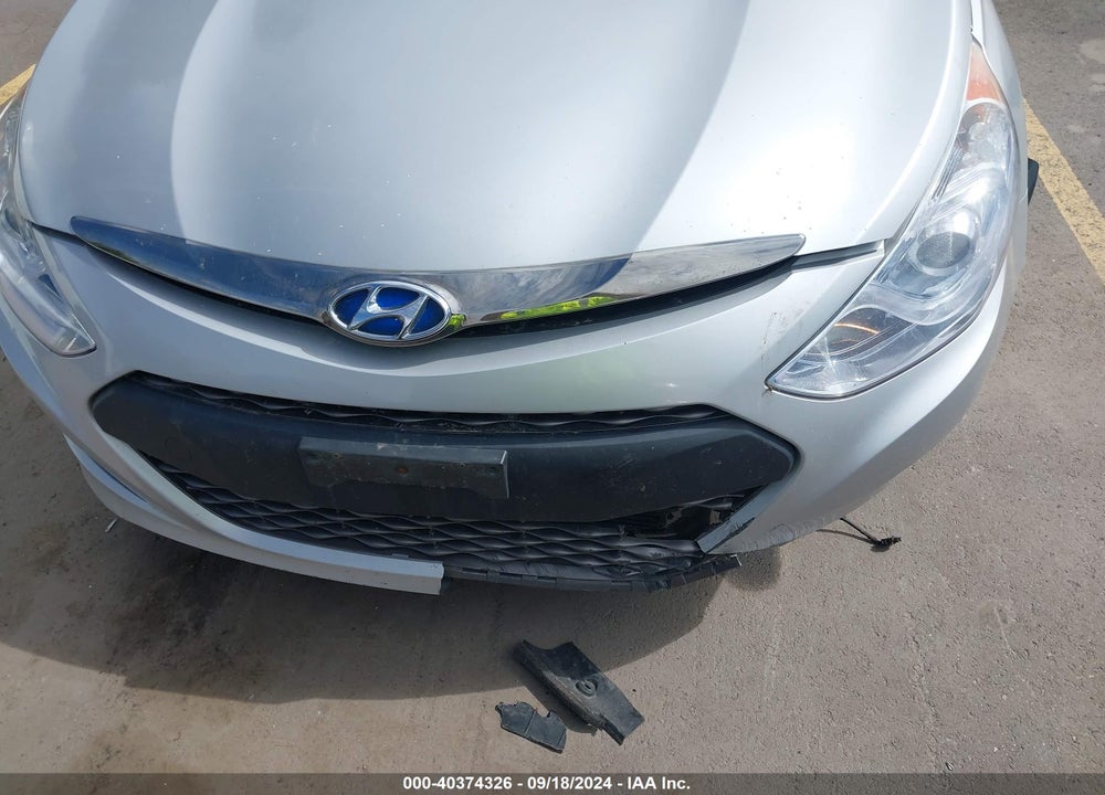 2015 HYUNDAI SONATA HYBRID LIMITED VIN: KMHEC4A47FA124254