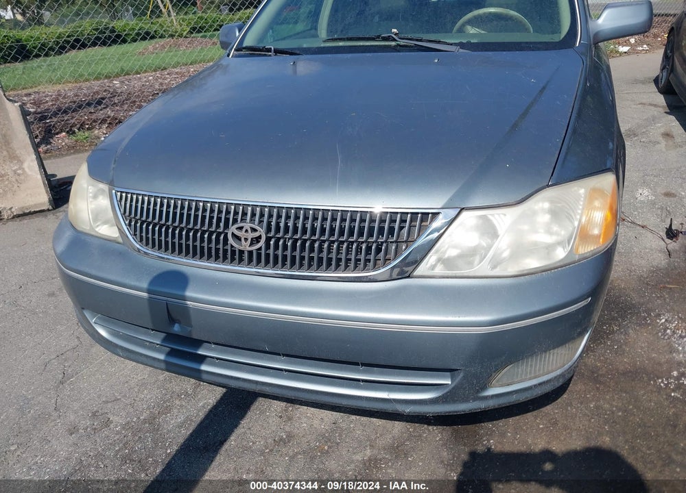 2000 TOYOTA AVALON XLS VIN: 4T1BF28B0YU033489
