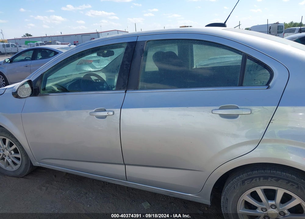 2020 CHEVROLET SONIC FWD  LT VIN: 1G1JD5SB3L4134446