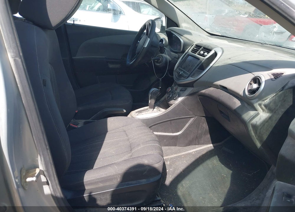 2020 CHEVROLET SONIC FWD  LT VIN: 1G1JD5SB3L4134446