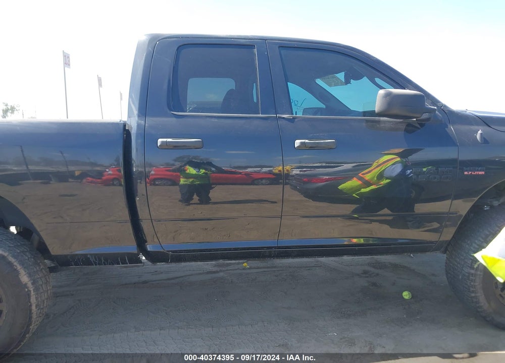 2016 RAM 1500 EXPRESS VIN: 1C6RR7FT7GS162401