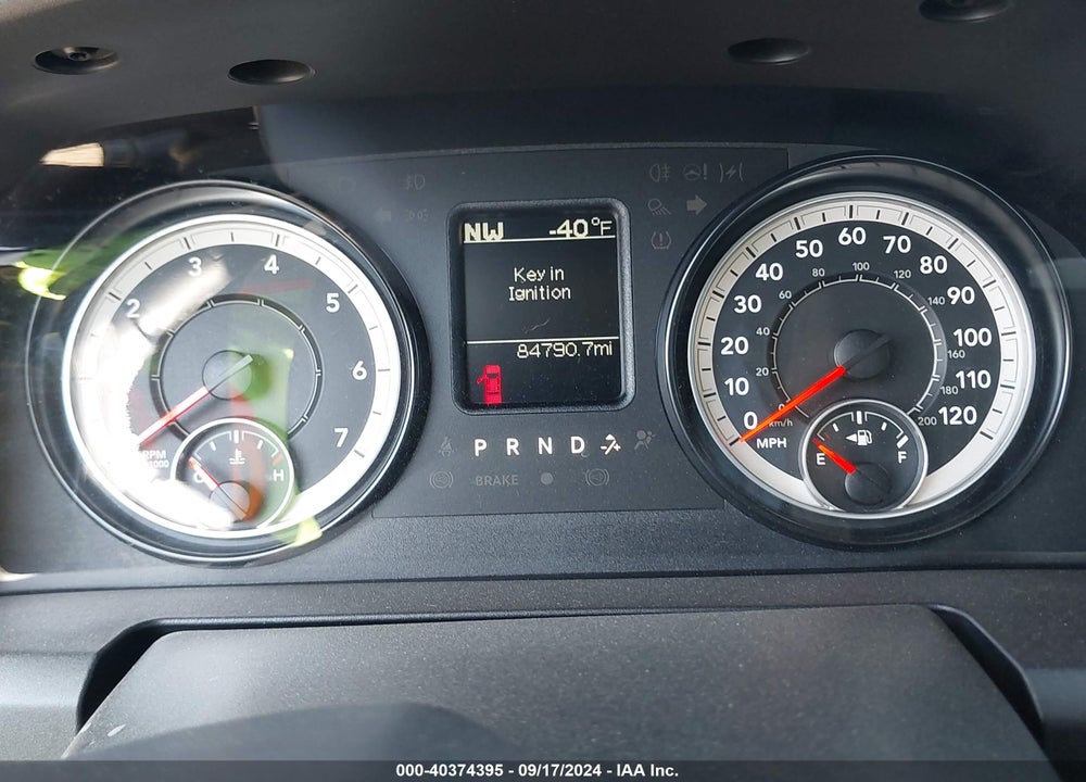 2016 RAM 1500 EXPRESS VIN: 1C6RR7FT7GS162401
