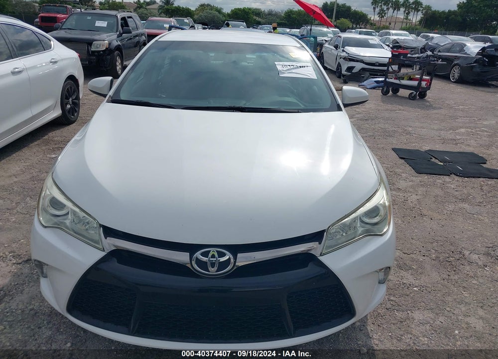 2015 TOYOTA CAMRY SE VIN: 4T1BF1FK5FU071066