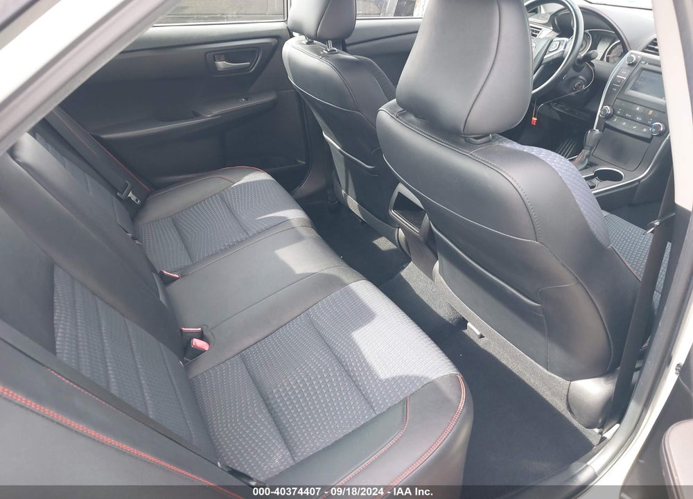 2015 TOYOTA CAMRY SE VIN: 4T1BF1FK5FU071066