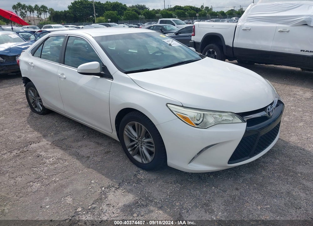 2015 TOYOTA CAMRY SE VIN: 4T1BF1FK5FU071066