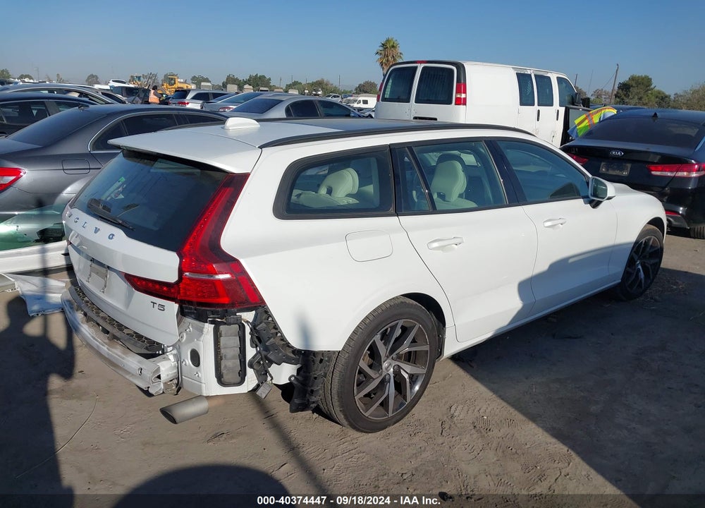 2020 VOLVO V60 T5 MOMENTUM VIN: YV1102EK1L2360679