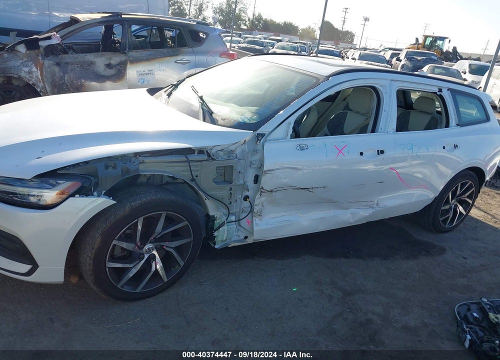2020 VOLVO V60 T5 MOMENTUM VIN: YV1102EK1L2360679