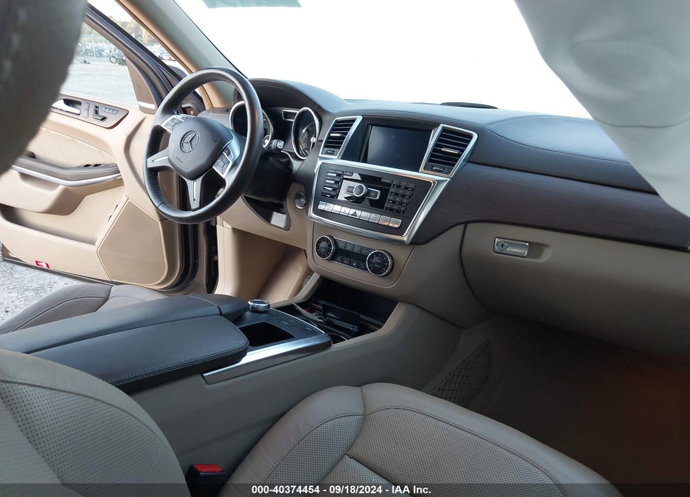 2014 MERCEDES-BENZ GL 550 4MATIC VIN: 4JGDF7DE5EA388645