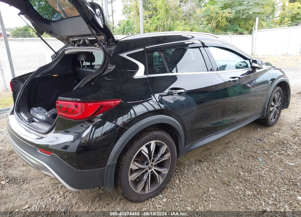 2018 INFINITI QX30 PREMIUM VIN: SJKCH5CR2JA059797