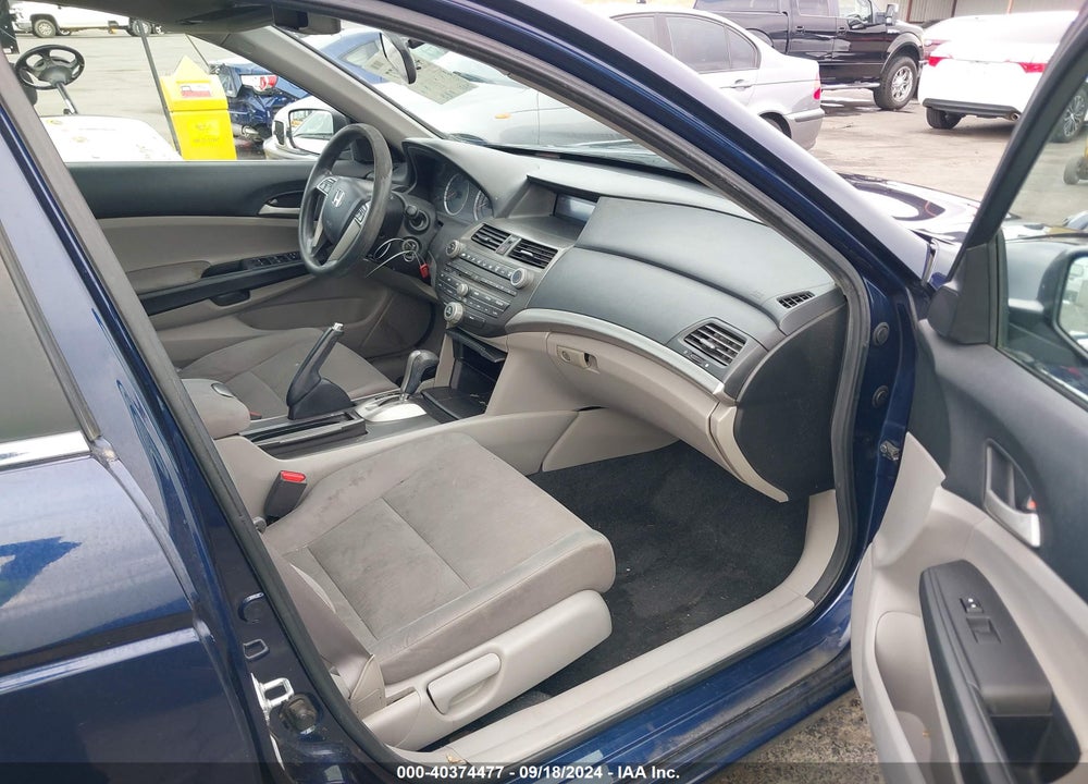 2012 HONDA ACCORD 2.4 LX VIN: 1HGCP2F39CA131420