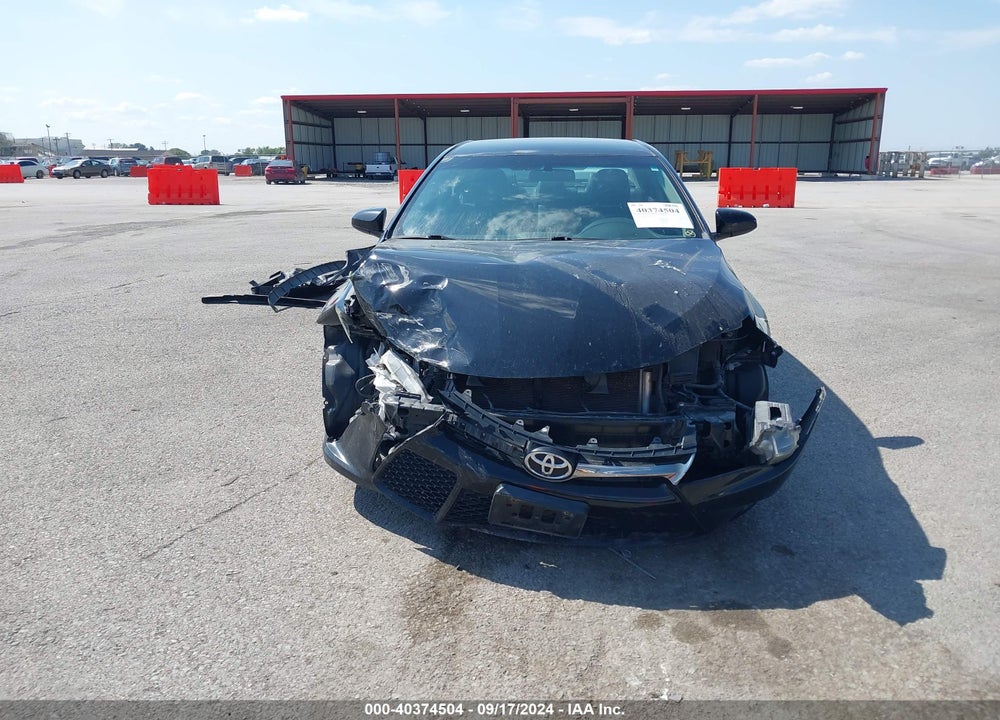 2017 TOYOTA CAMRY SE VIN: 4T1BF1FK4HU286862
