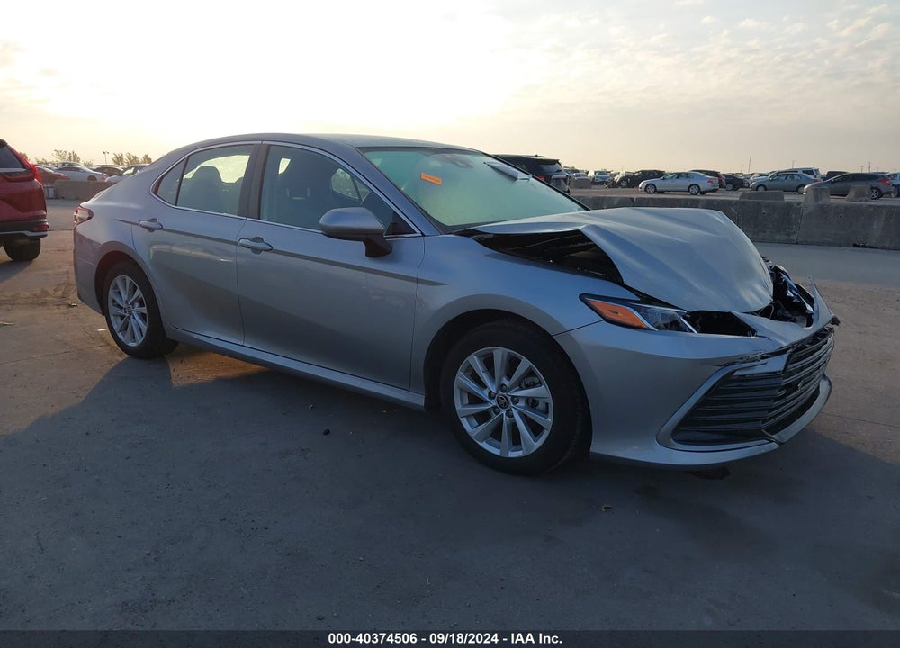 2024 TOYOTA CAMRY LE VIN: 4T1C11AK8RU220200
