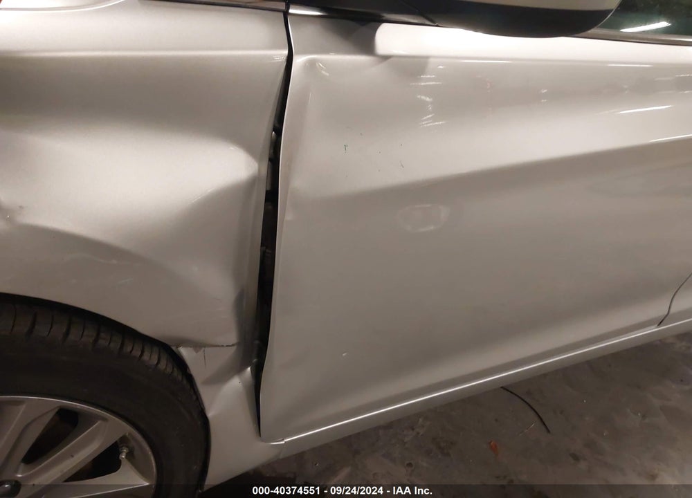2015 HYUNDAI ELANTRA SE VIN: 5NPDH4AE4FH608465