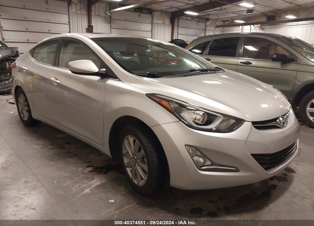 2015 HYUNDAI ELANTRA SE VIN: 5NPDH4AE4FH608465