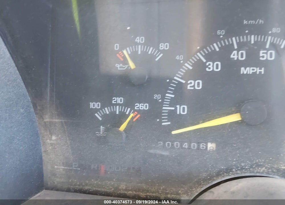1994 CHEVROLET SUBURBAN K1500 VIN: 1GNFK16K4RJ361538