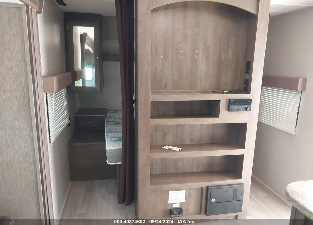 2019 KEYSTONE COLEMAN TRAVEL TRAILER VIN: 4YDT26326KM931523