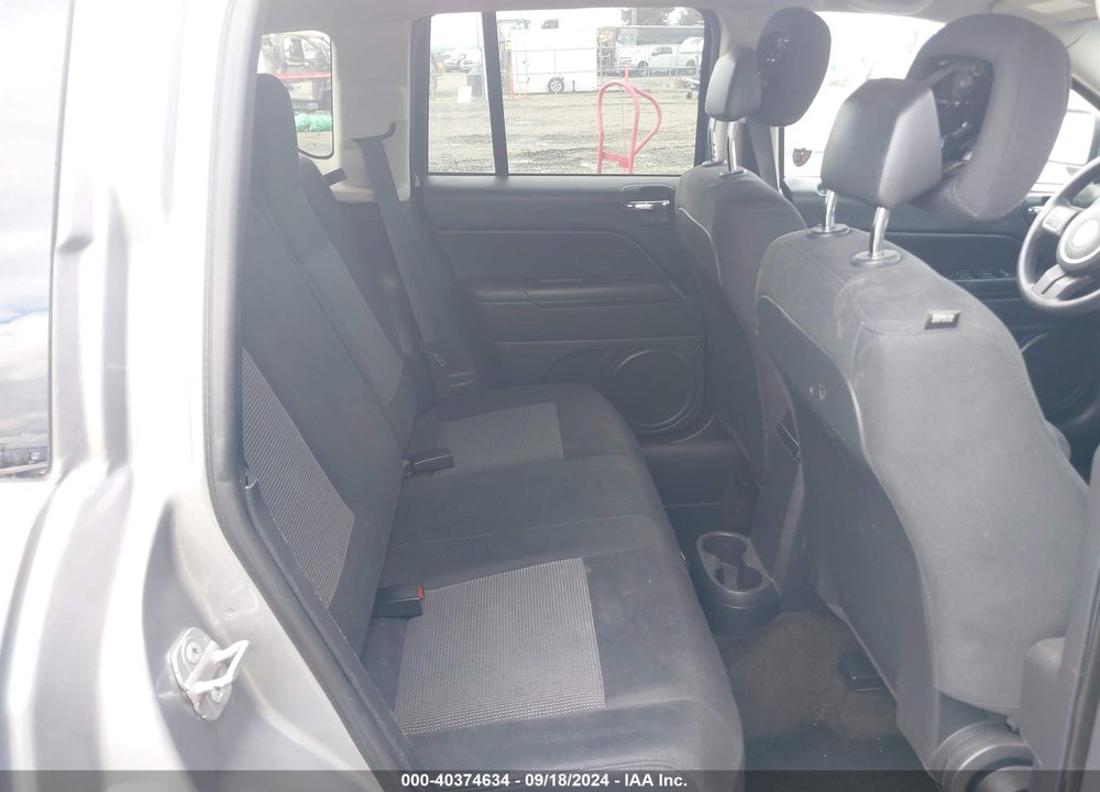 2014 JEEP COMPASS VIN: 1C4NJCBA2ED789293