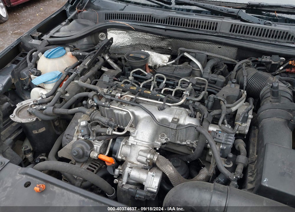 2011 VOLKSWAGEN JETTA 2.0L TDI VIN: 3VWLL7AJ0BM037809