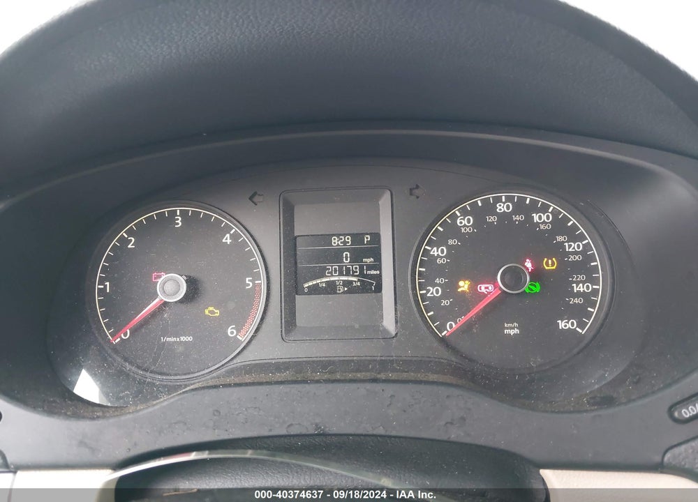 2011 VOLKSWAGEN JETTA 2.0L TDI VIN: 3VWLL7AJ0BM037809