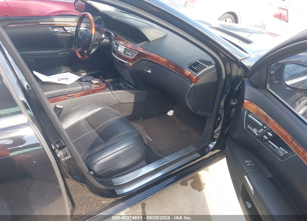 2008 MERCEDES-BENZ S 550 4MATIC VIN: WDDNG86X18A195302