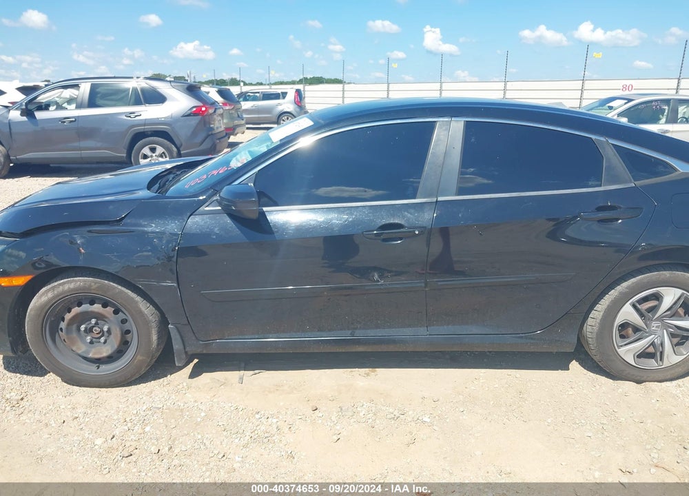 2019 HONDA CIVIC LX VIN: 19XFC2F6XKE021960