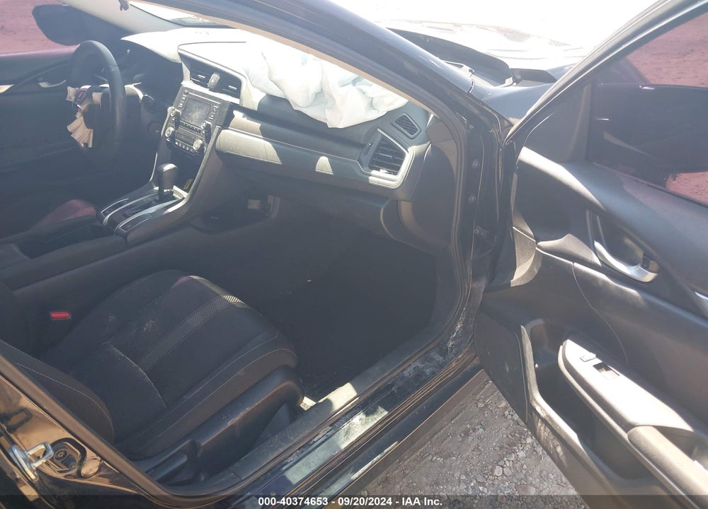2019 HONDA CIVIC LX VIN: 19XFC2F6XKE021960