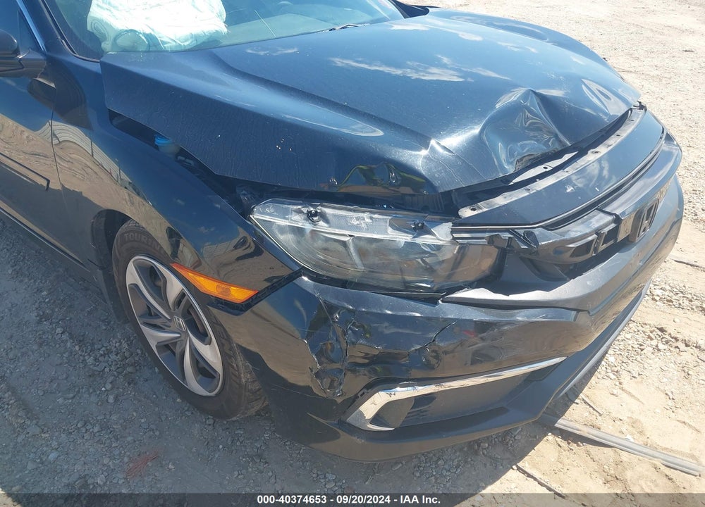 2019 HONDA CIVIC LX VIN: 19XFC2F6XKE021960