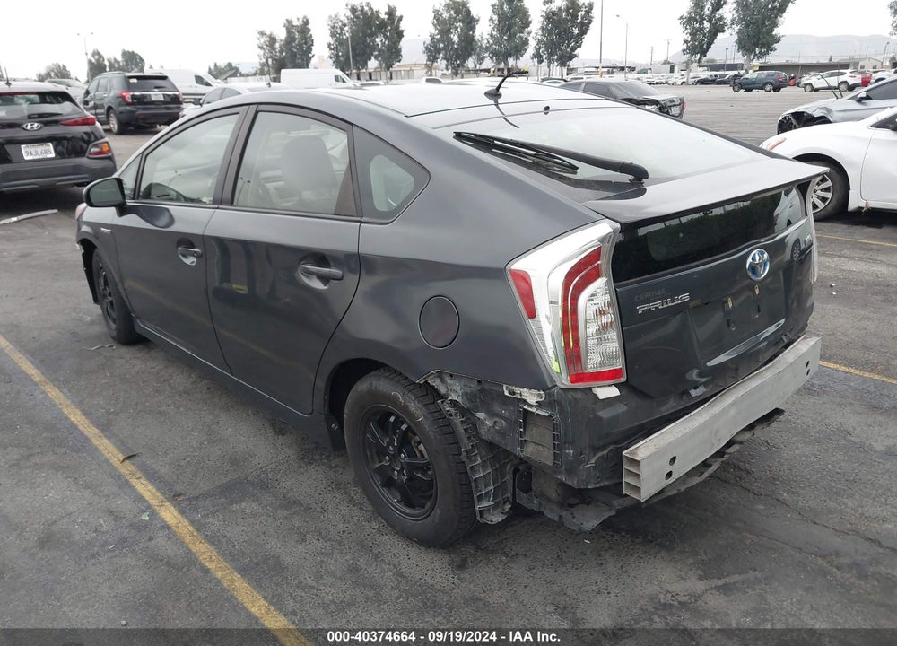 2015 TOYOTA PRIUS TWO VIN: JTDKN3DU7F0470351