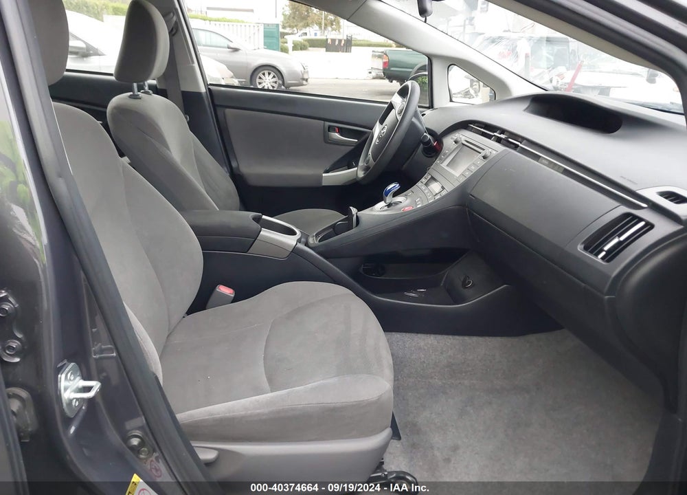 2015 TOYOTA PRIUS TWO VIN: JTDKN3DU7F0470351