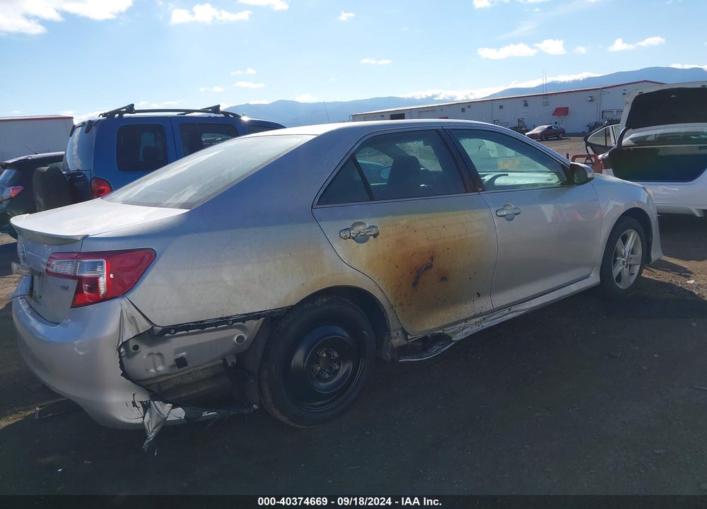 2013 TOYOTA CAMRY SE VIN: 4T1BF1FK0DU277585