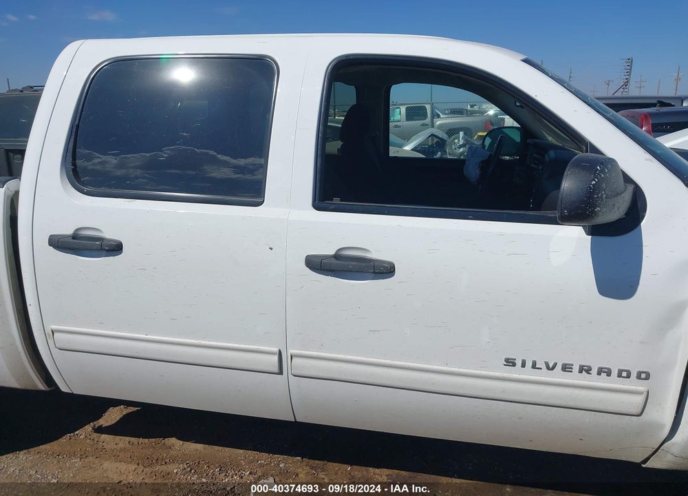 2010 CHEVROLET SILVERADO 1500 LT VIN: 3GCRKSE32AG279724