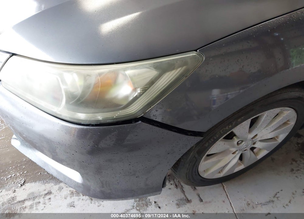 2013 HONDA ACCORD EX-L V-6 VIN: 1HGCR3F8XDA027029