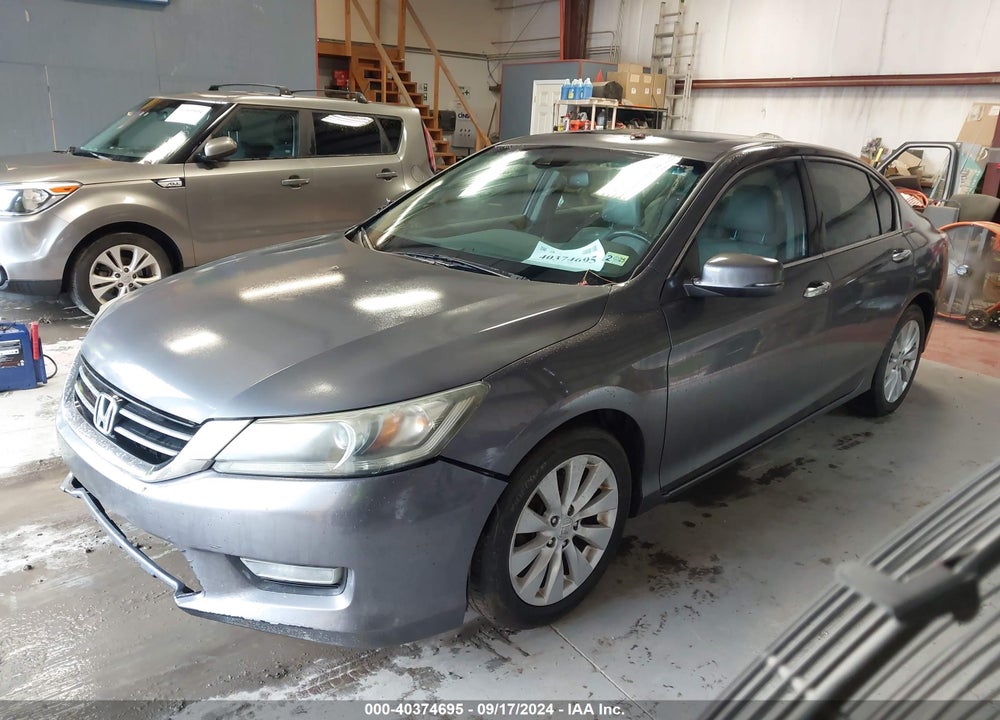 2013 HONDA ACCORD EX-L V-6 VIN: 1HGCR3F8XDA027029