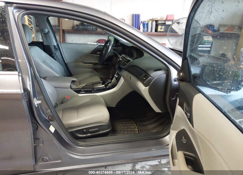 2013 HONDA ACCORD EX-L V-6 VIN: 1HGCR3F8XDA027029