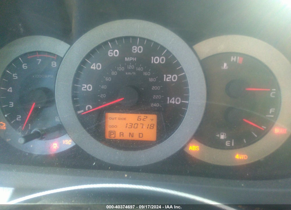 2006 TOYOTA RAV4 VIN: JTMBK31V465000268
